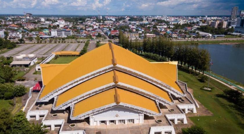 Chada Veranda Hotel Khon Kaen Ngoại thất bức ảnh